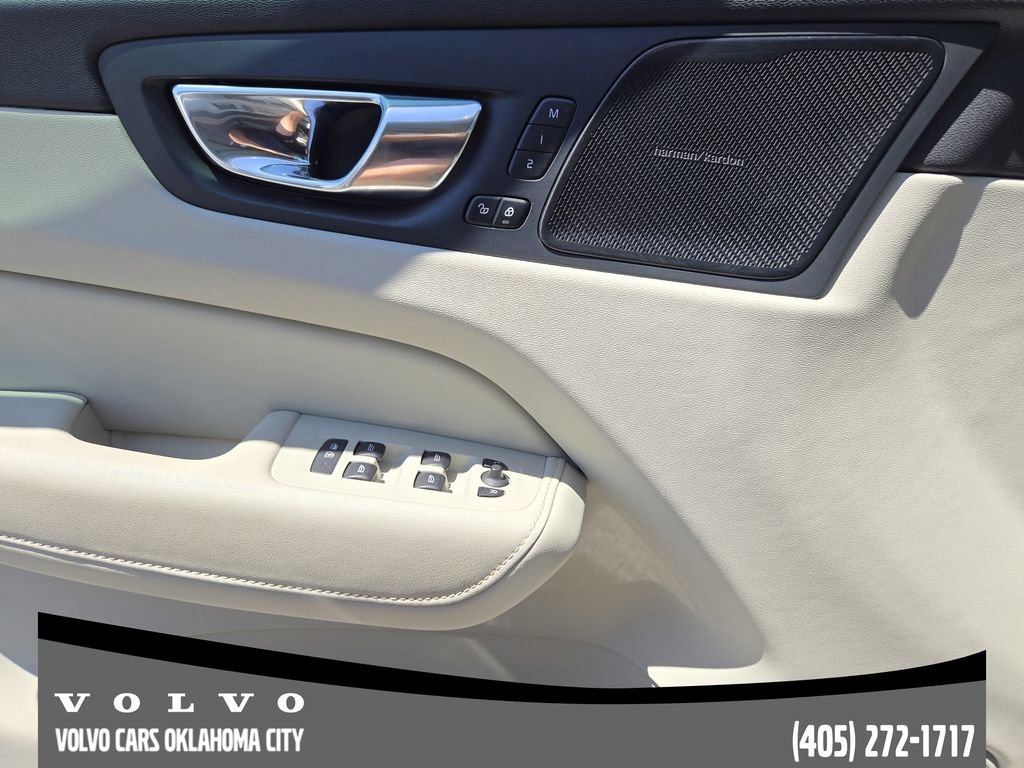 Used 2021 Volvo XC60 T5 Inscription w/ Advanced Package AWD/4WD image 17