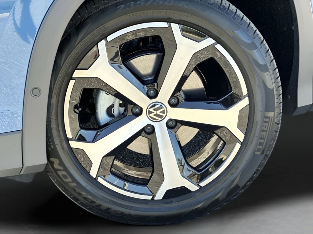 New 2026 Volkswagen Tiguan SE image 10