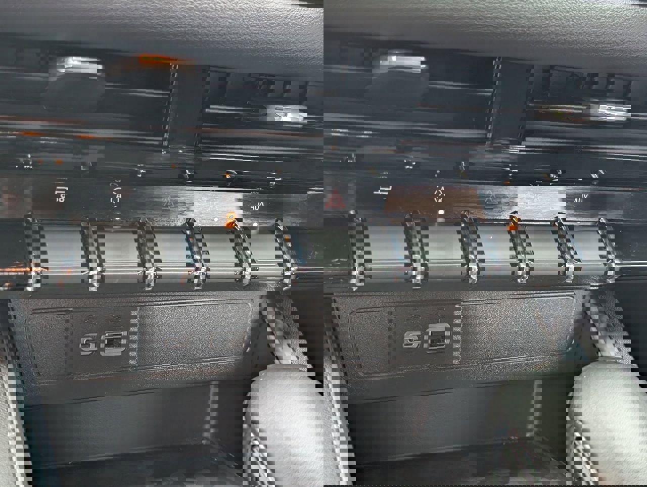 Used 2023 GMC Canyon Elevation w/ Trailering Package RWD image 16