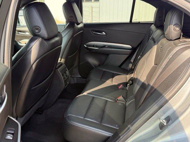 Used 2023 Cadillac XT4 Premium Luxury AWD/4WD image 5