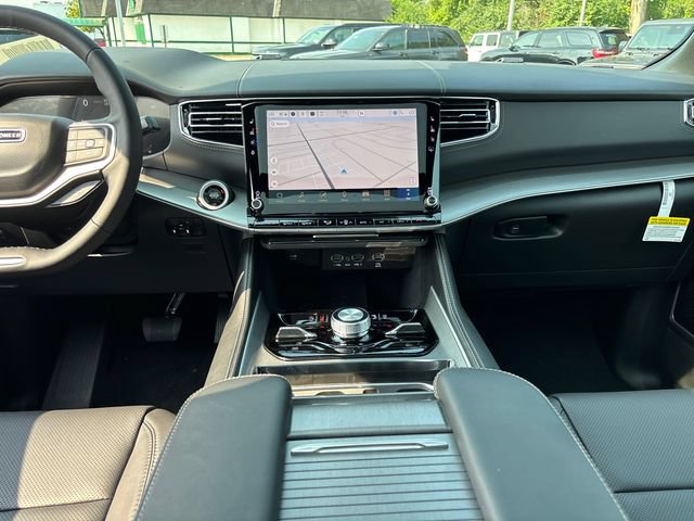 New 2026 Jeep Grand Wagoneer L Limited AWD/4WD image 11