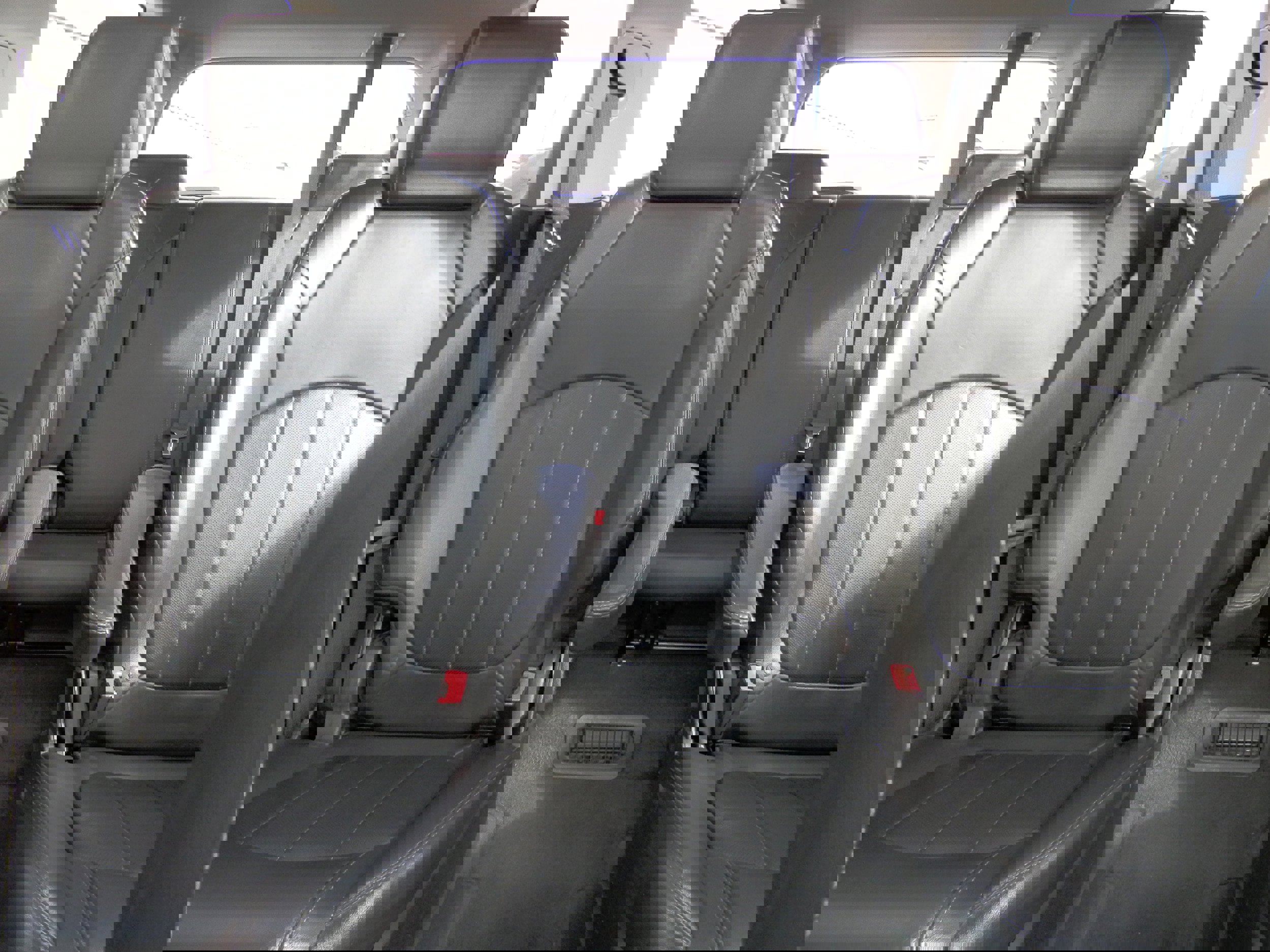 Used 2016 GMC Acadia Denali image 22