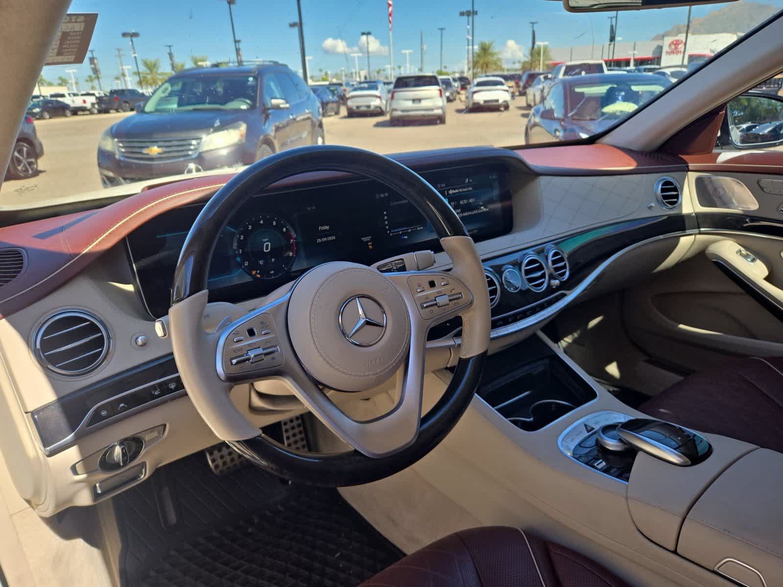 Used 2020 Mercedes-Benz S 560 Sedan image 10
