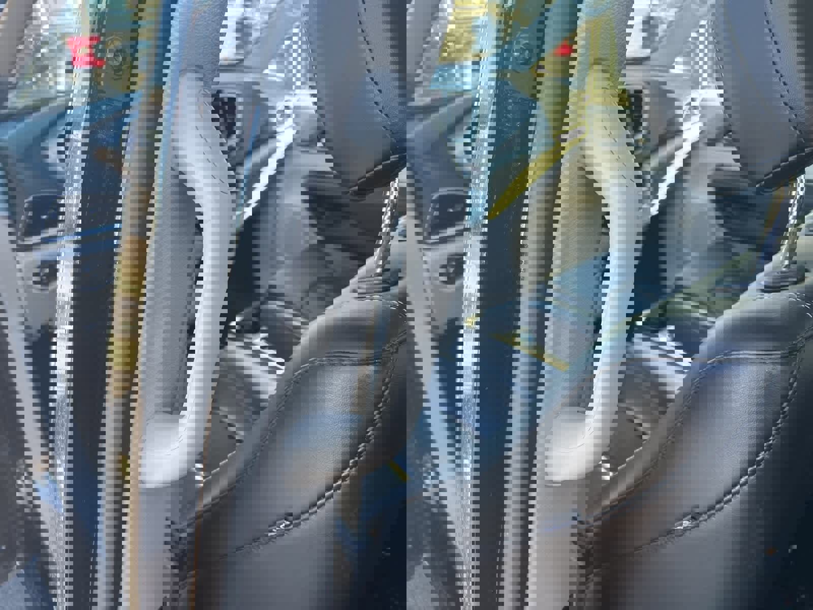 Used 2024 Chrysler Pacifica Touring-L image 24