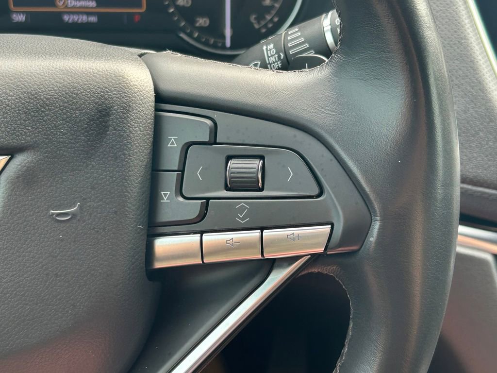 Used 2023 Cadillac XT6 Luxury FWD image 40
