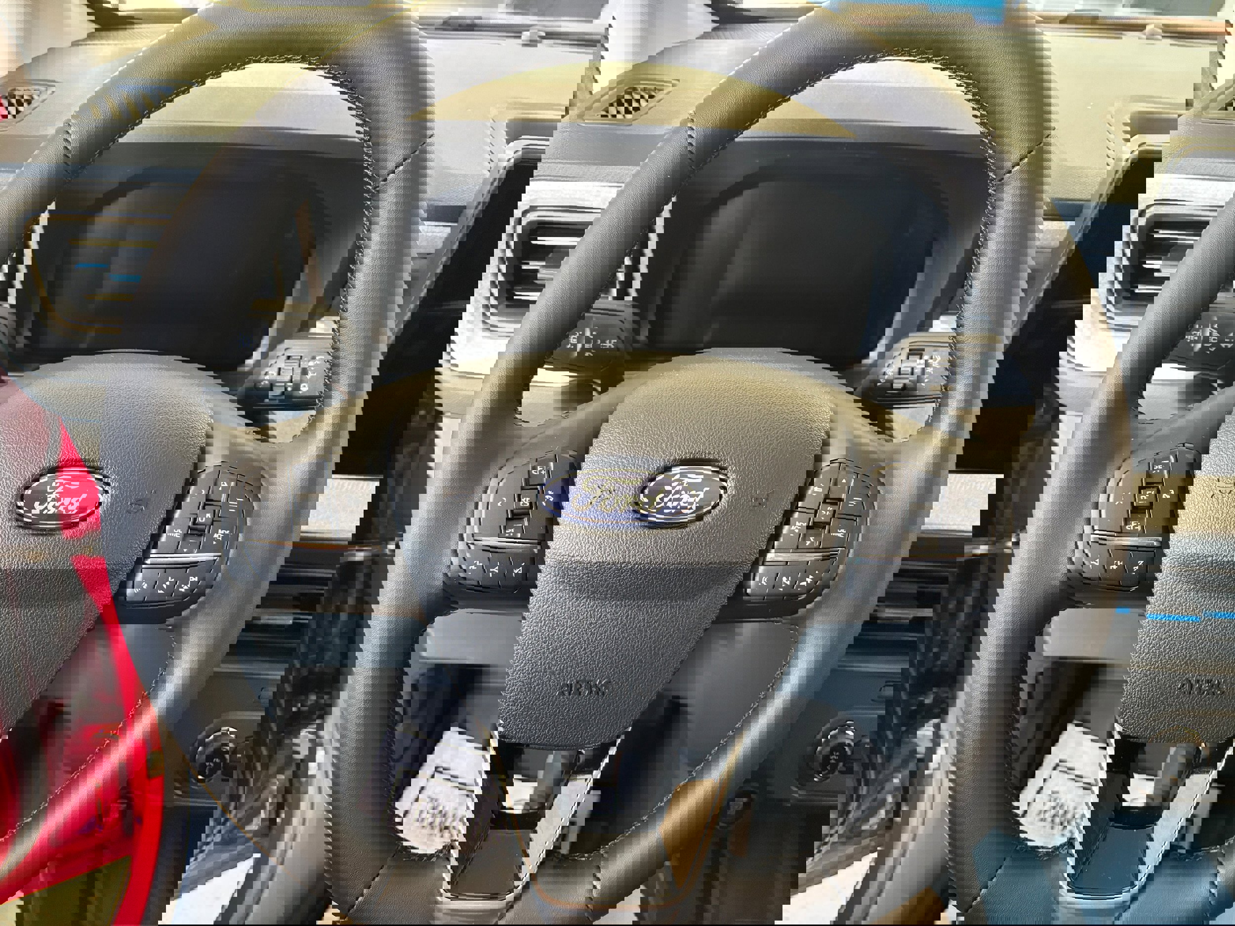 New 2025 Ford Maverick XLT w/ Equipment Group 301A image 9