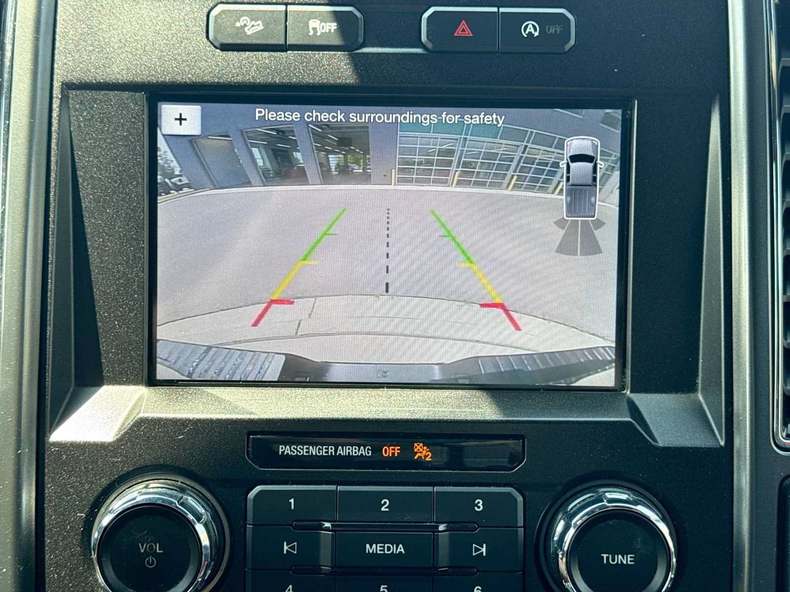 Used 2019 Ford F150 Lariat AWD/4WD image 29