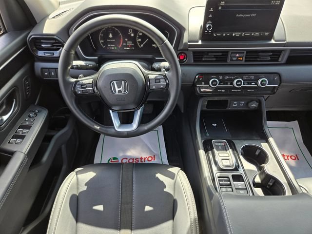 Used 2025 Honda Pilot EX-L image 13