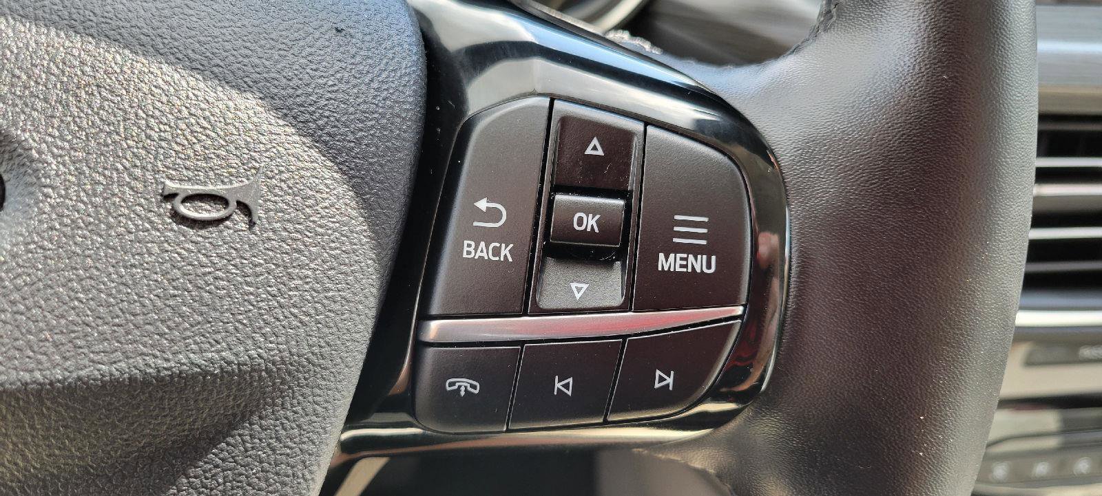 Used 2024 Ford Escape Platinum w/ Premium Technology Package image 18