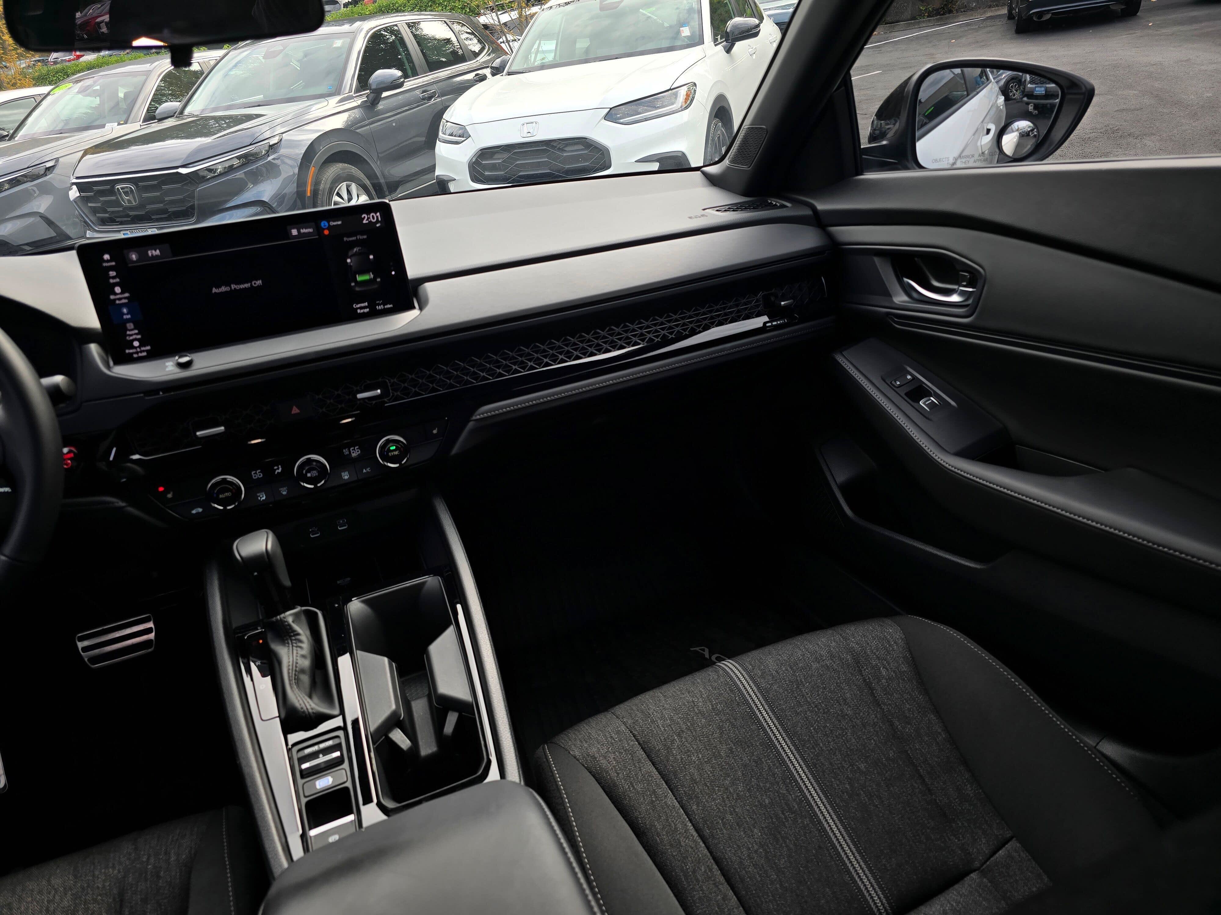 Used 2025 Honda Accord Sport image 17