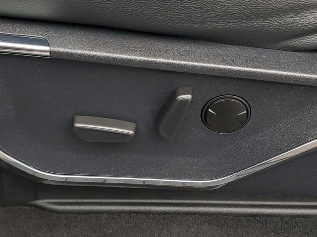 Certified 2023 Ford F450 Lariat w/ Lariat Ultimate Package image 10