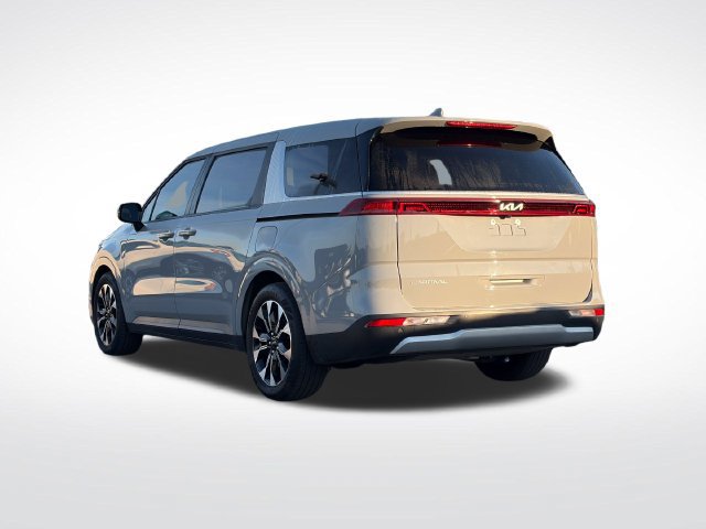 Certified 2024 Kia Carnival EX FWD image 7
