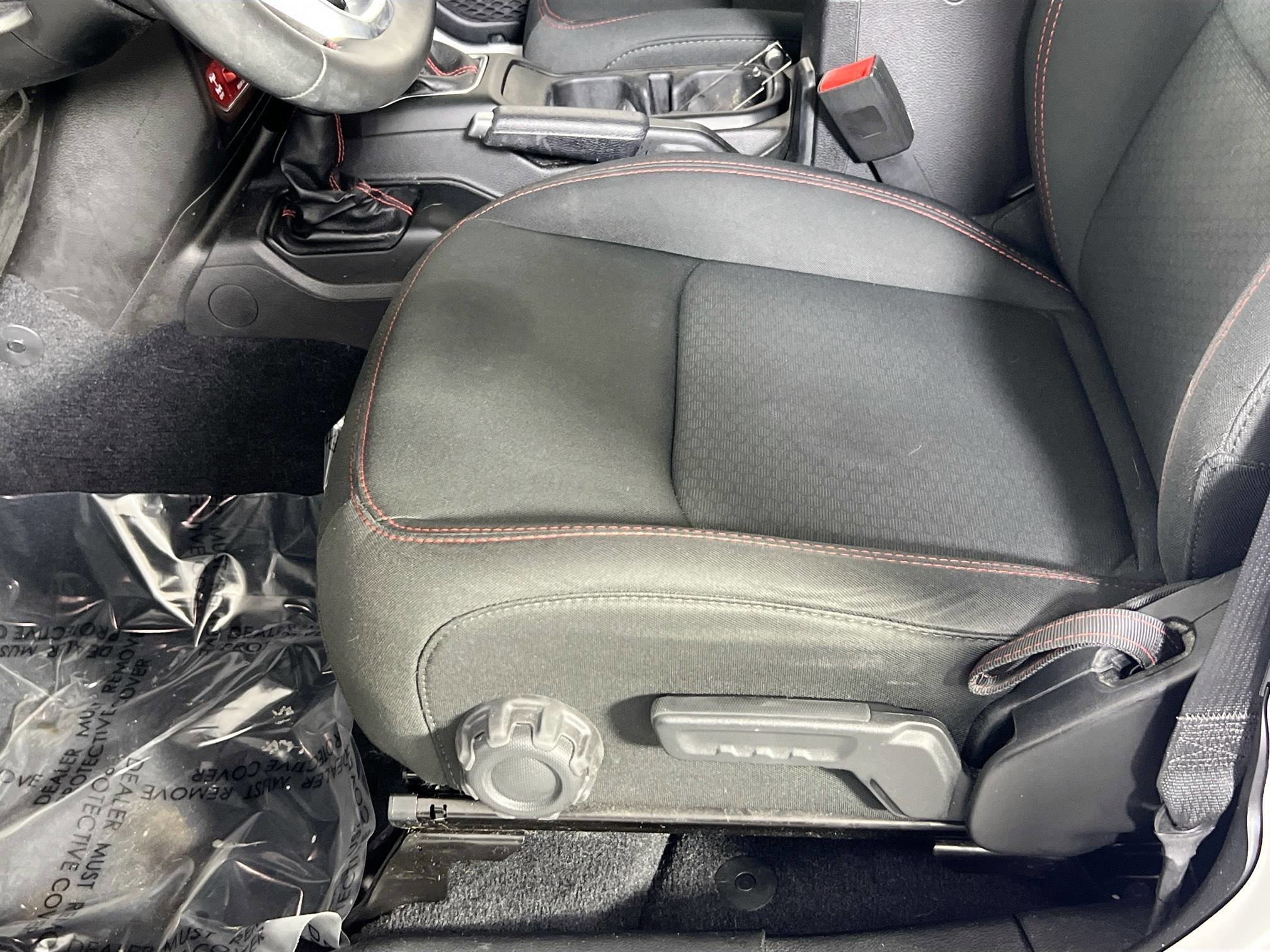 Used 2018 Jeep Wrangler Unlimited Rubicon image 18