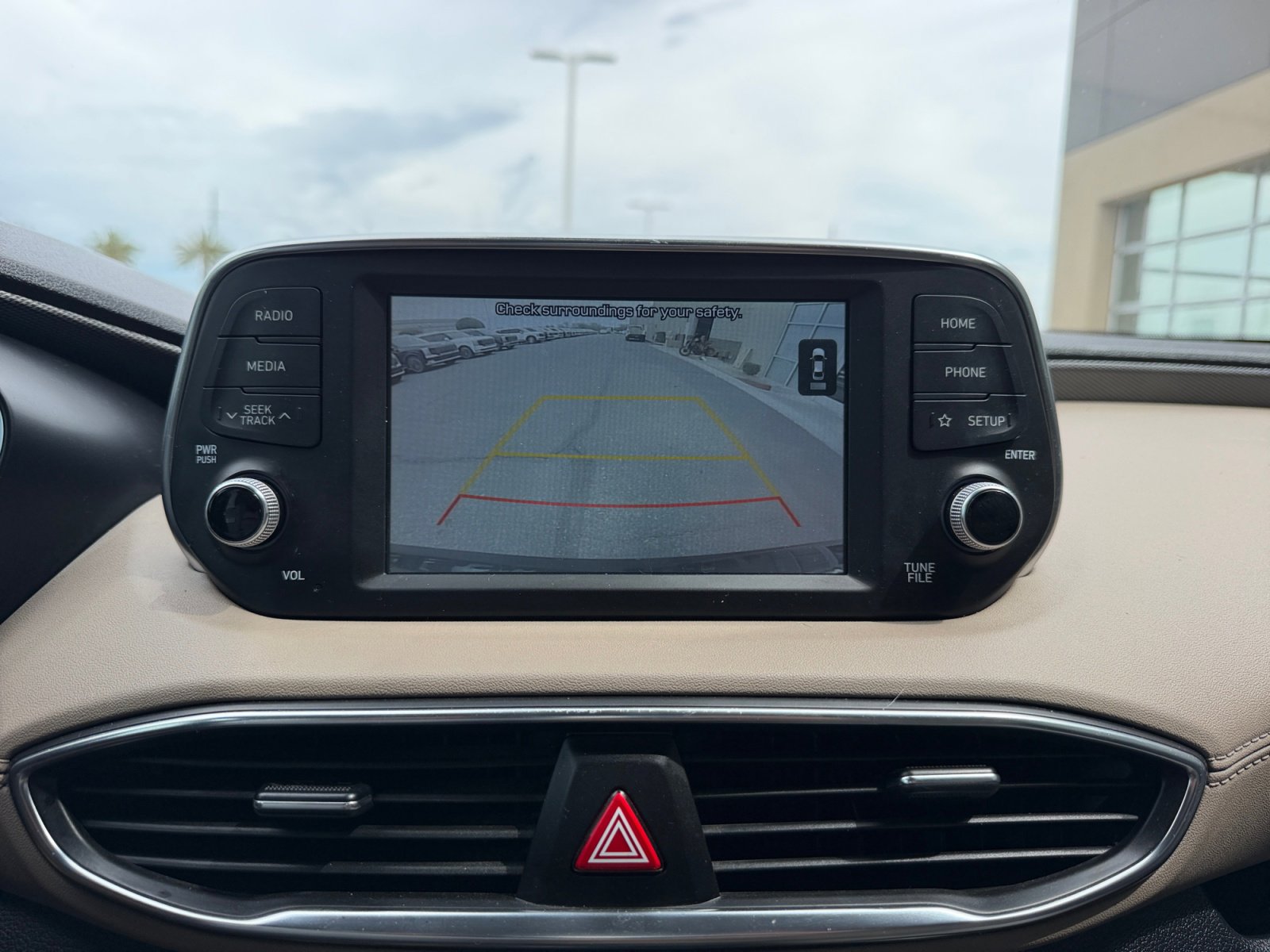 Used 2019 Hyundai Santa Fe SE FWD image 29