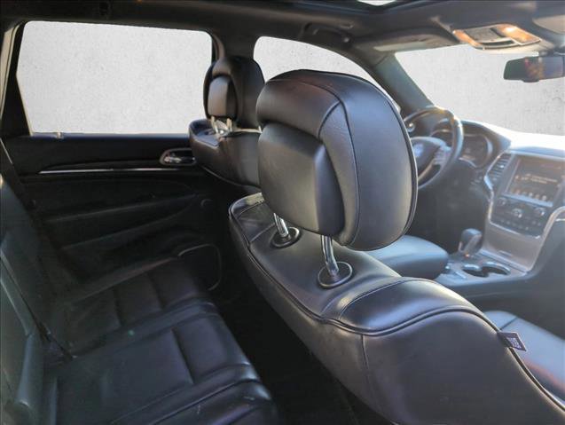 Used 2016 Jeep Grand Cherokee Summit w/ Platinum Series Group image 21