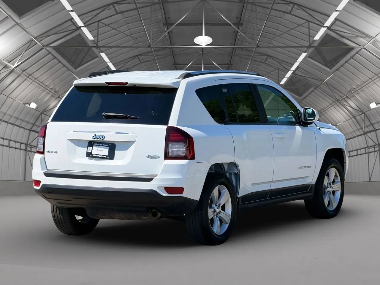 Used 2014 Jeep Compass Latitude AWD/4WD image 9