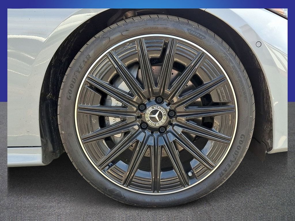 Used 2024 Mercedes-Benz CLE 300 4MATIC Coupe image 7