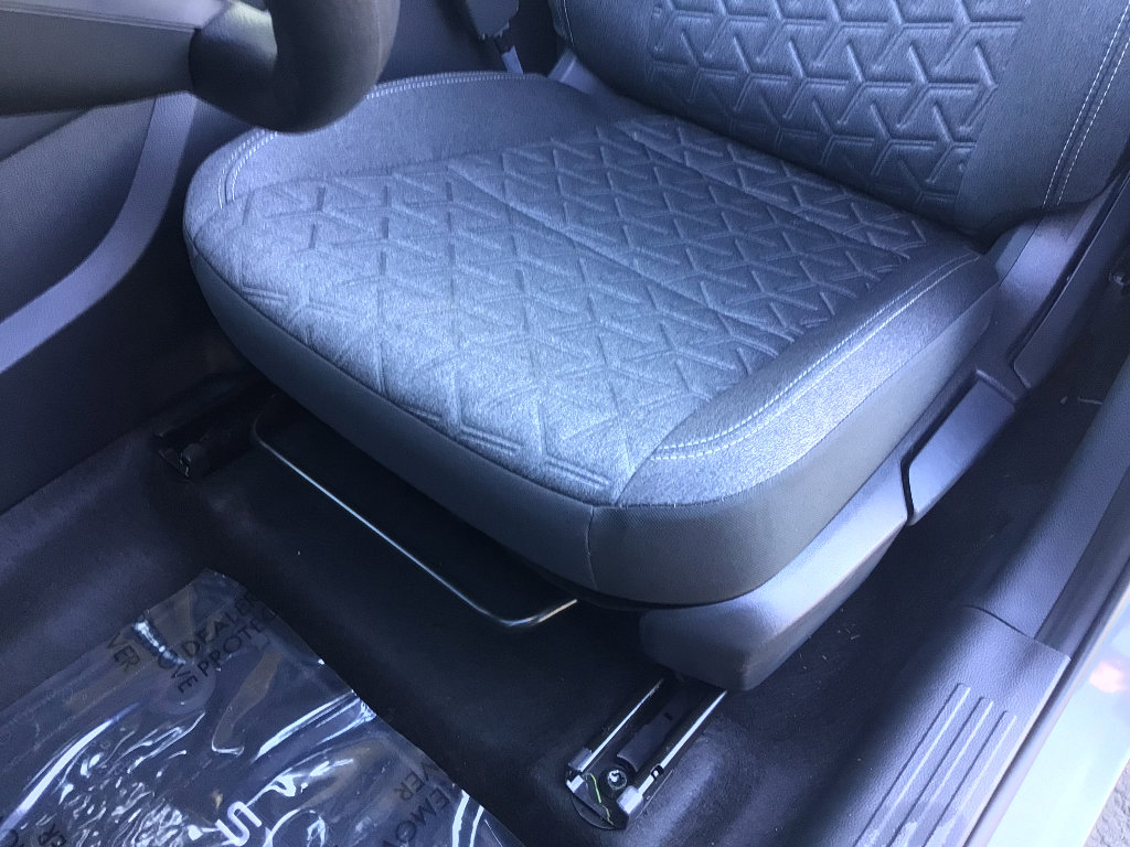 New 2025 Nissan Kicks SV image 10