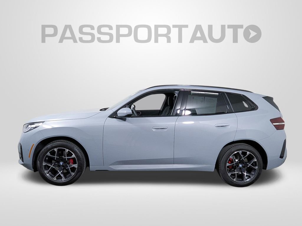 Used 2025 BMW X3 xDrive30i image 2