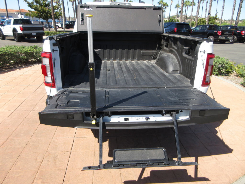 Certified 2023 Ford F150 Raptor w/ Raptor Carbon Fiber Package AWD/4WD image 31