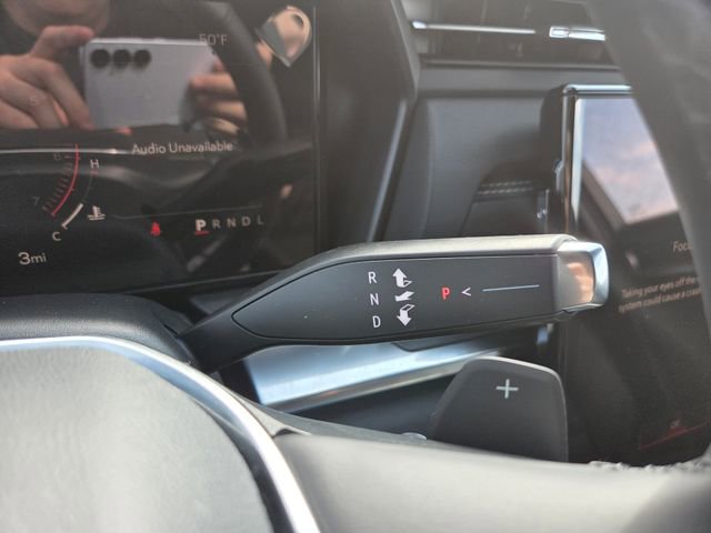 New 2026 GMC Terrain Elevation w/ Elevation Premium Package AWD/4WD image 21