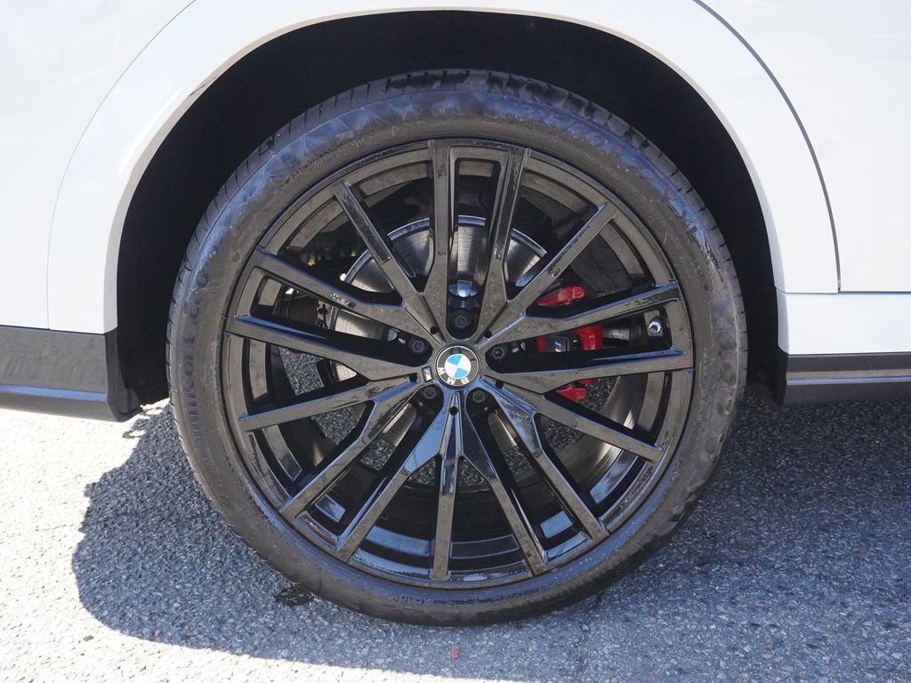 Used 2024 BMW X6 xDrive40i w/ Executive Package AWD/4WD image 26