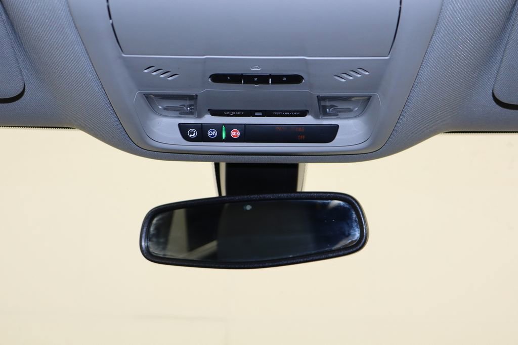 Used 2019 Buick Enclave Essence image 27