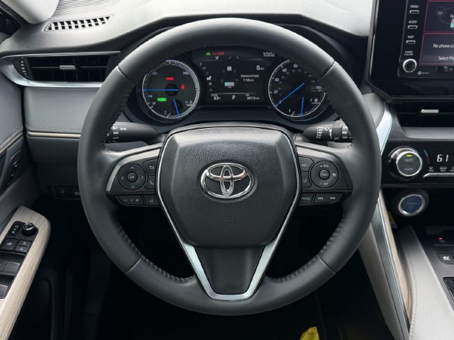Used 2021 Toyota Venza XLE w/ Softex Package AWD/4WD image 14