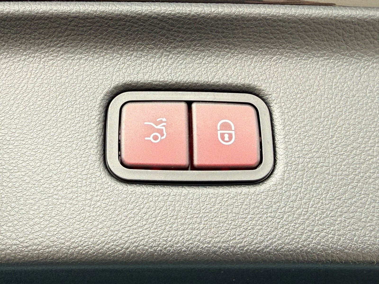 New 2026 Mercedes-Benz S 580 4MATIC Sedan image 14