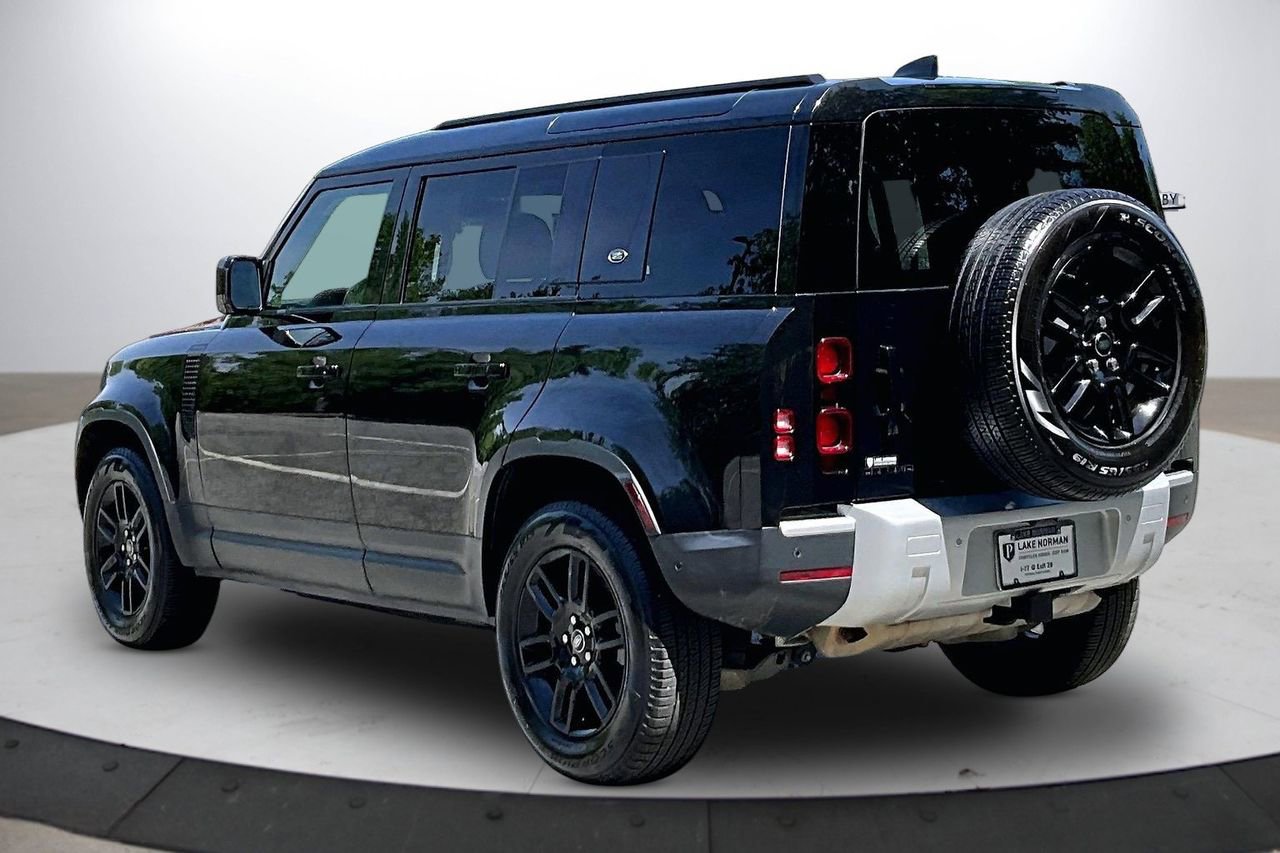 Used 2024 Land Rover Defender 110 S AWD/4WD image 7