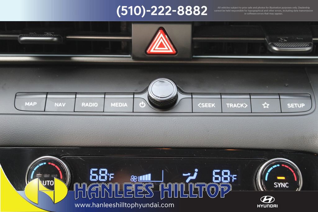 Used 2025 Hyundai Elantra SEL image 23