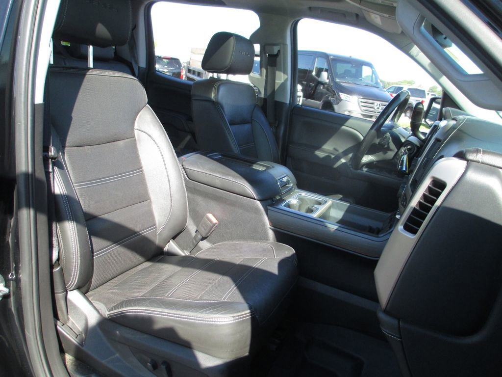 Used 2018 GMC Sierra 1500 Denali w/ Denali Ultimate Package AWD/4WD image 27
