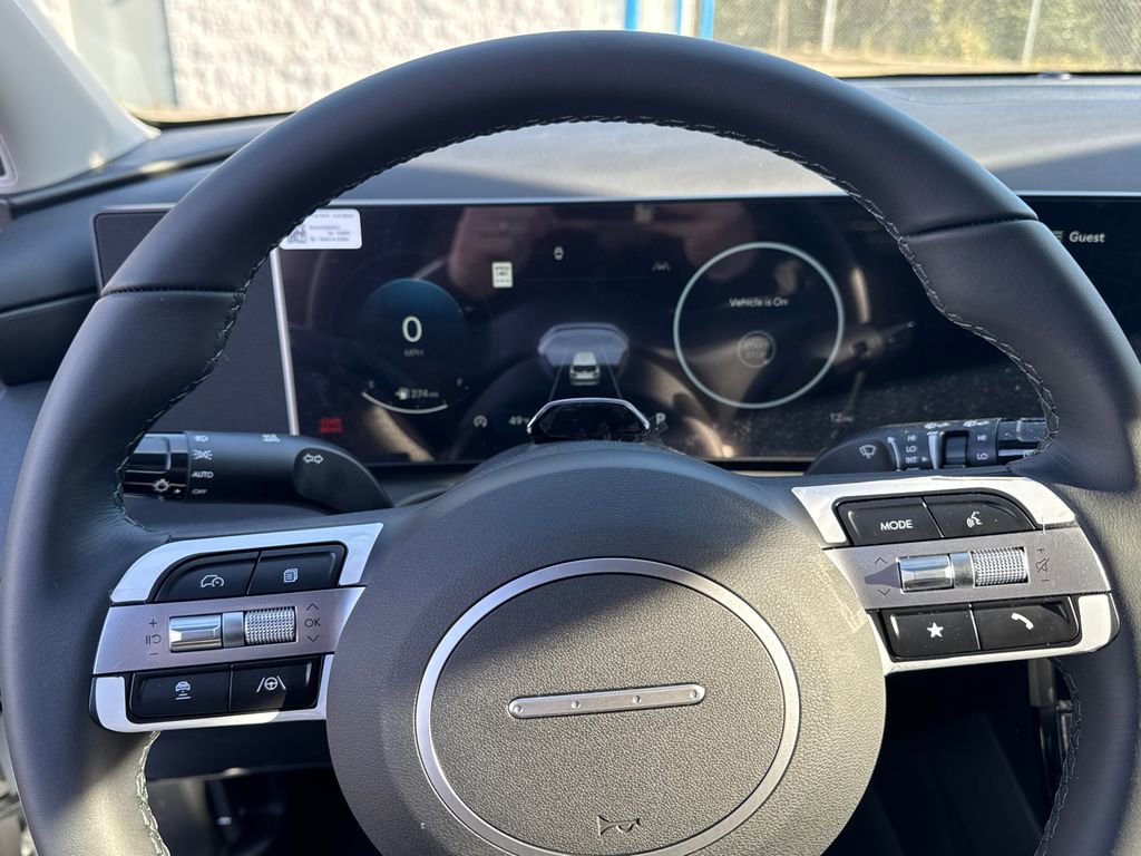 New 2025 Hyundai Tucson SEL image 16