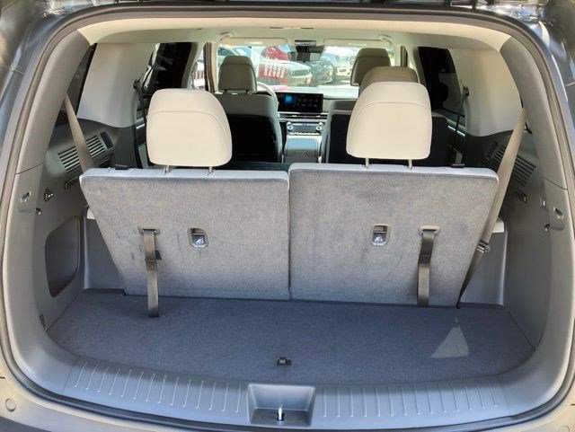Used 2025 Hyundai Santa Fe SEL AWD/4WD image 26