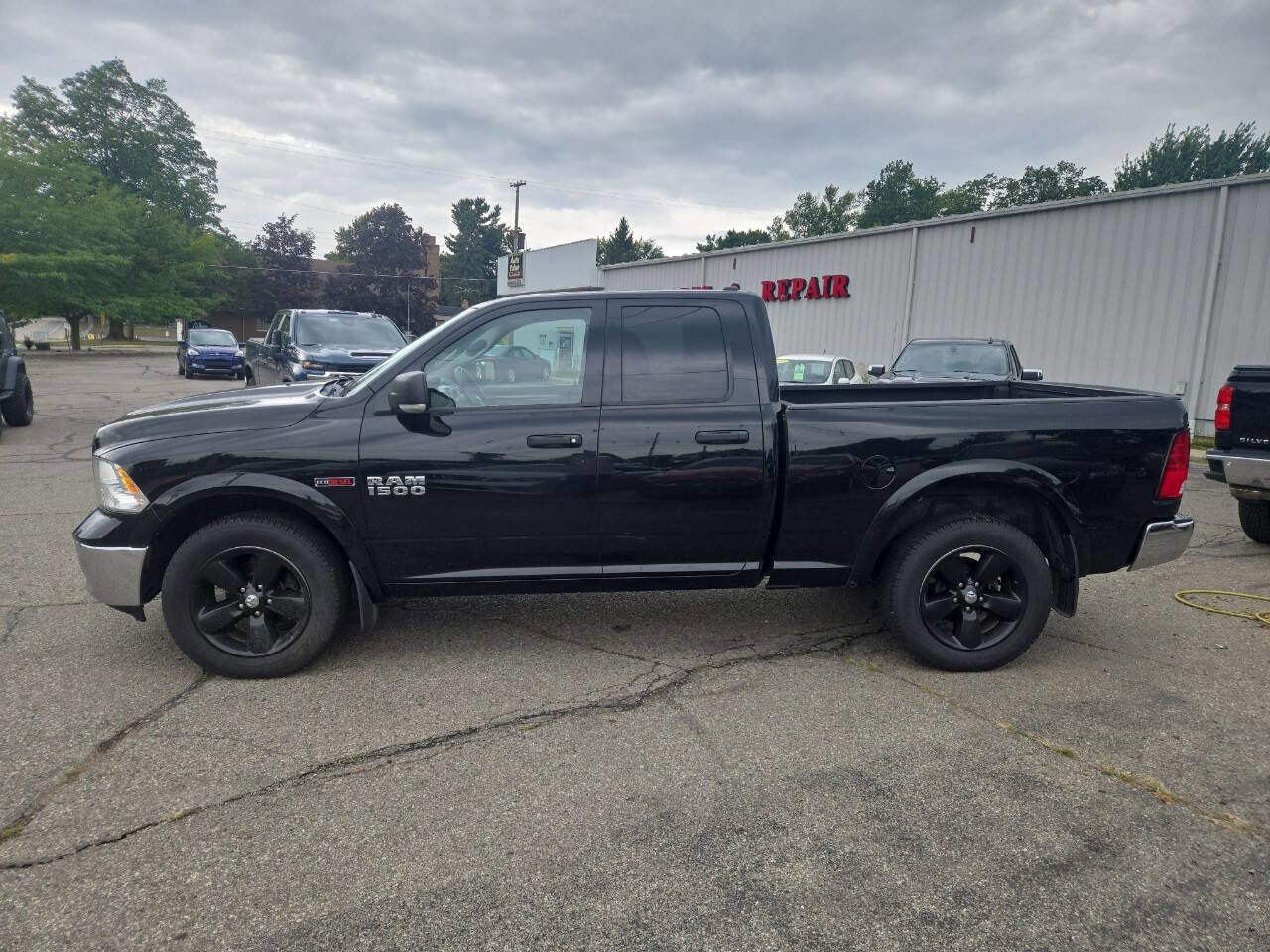 Used 2014 RAM 1500 Outdoorsman image 5