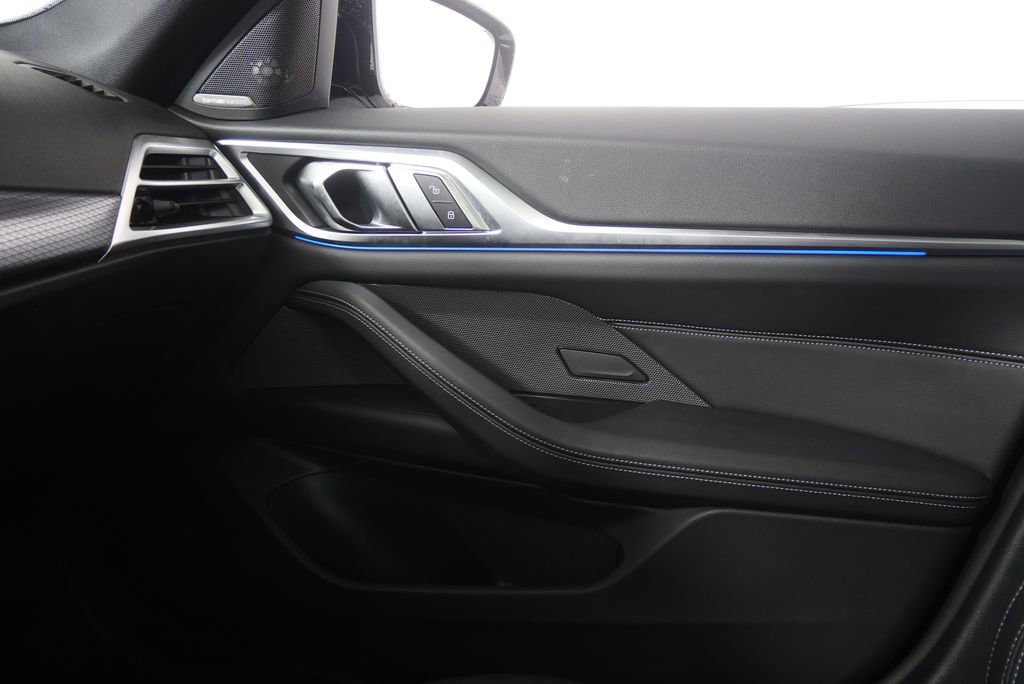 Certified 2025 BMW M440i image 24