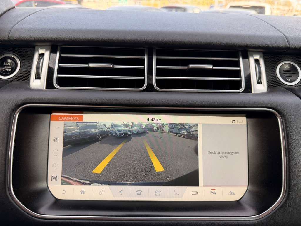 Used 2017 Land Rover Range Rover Supercharged image 40