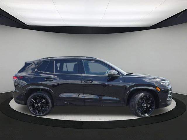 New 2025 Volkswagen Tiguan SE R-Line image 8