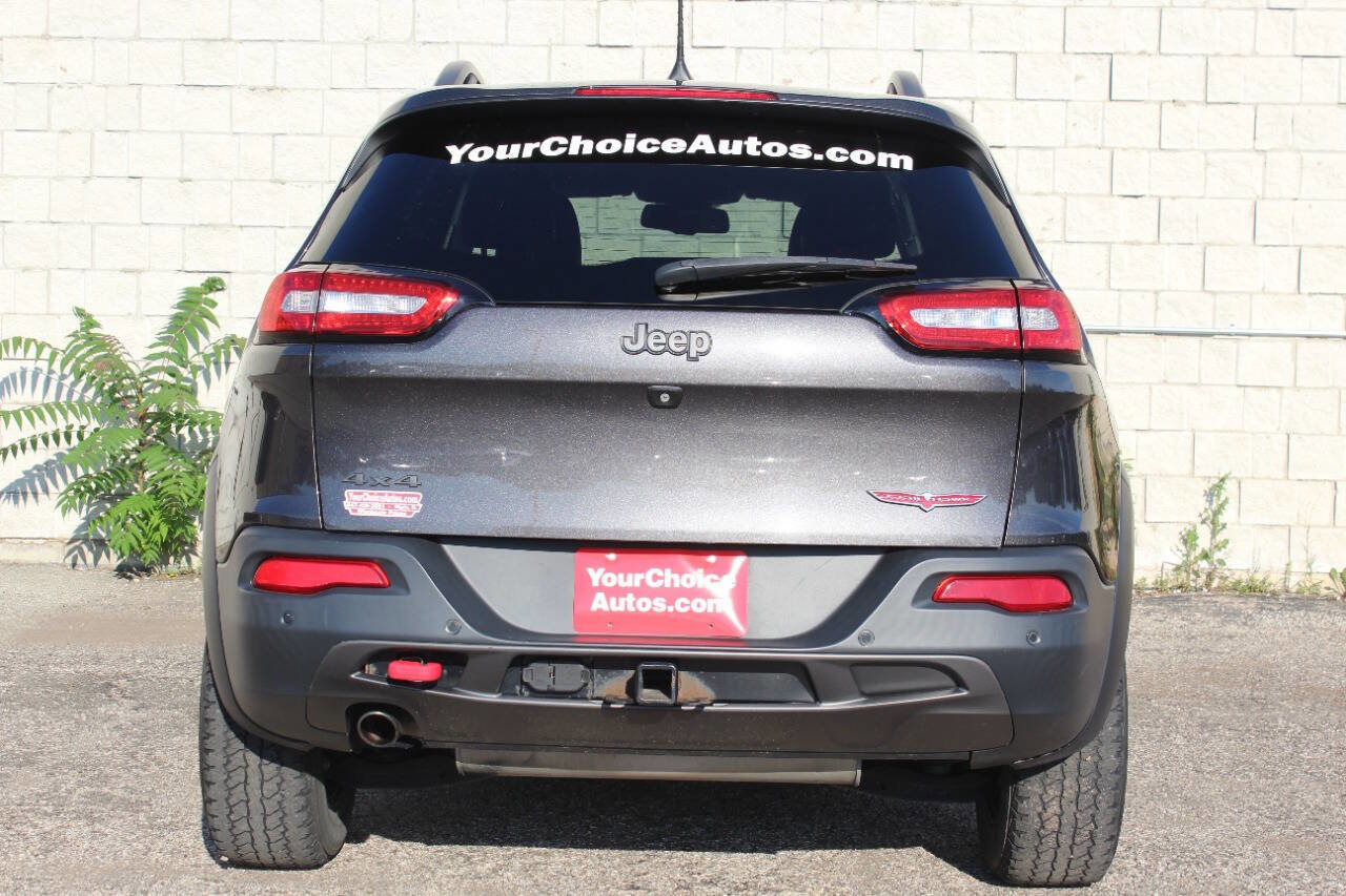 Used 2018 Jeep Cherokee Trailhawk w/ Quick Order Package 25L image 4