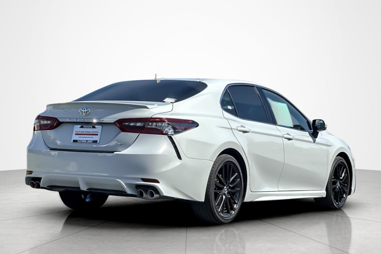 Certified 2022 Toyota Camry XSE w/ Carpet Mat Package (TMS) FWD image 5