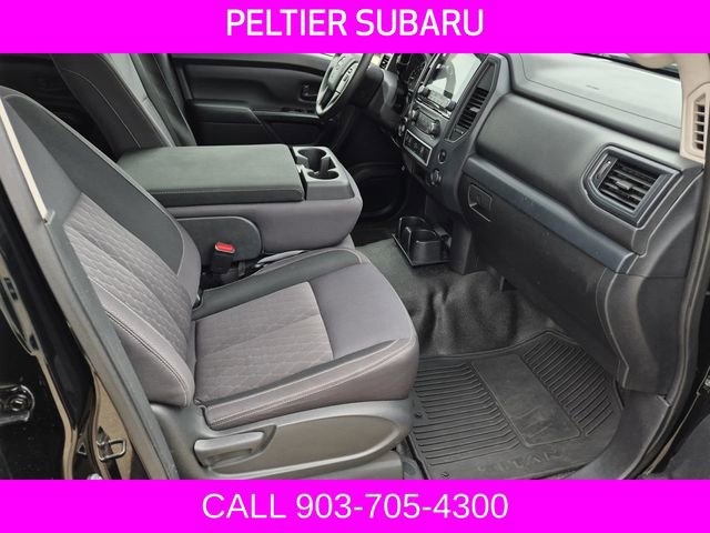 Used 2023 Nissan Titan S RWD image 9