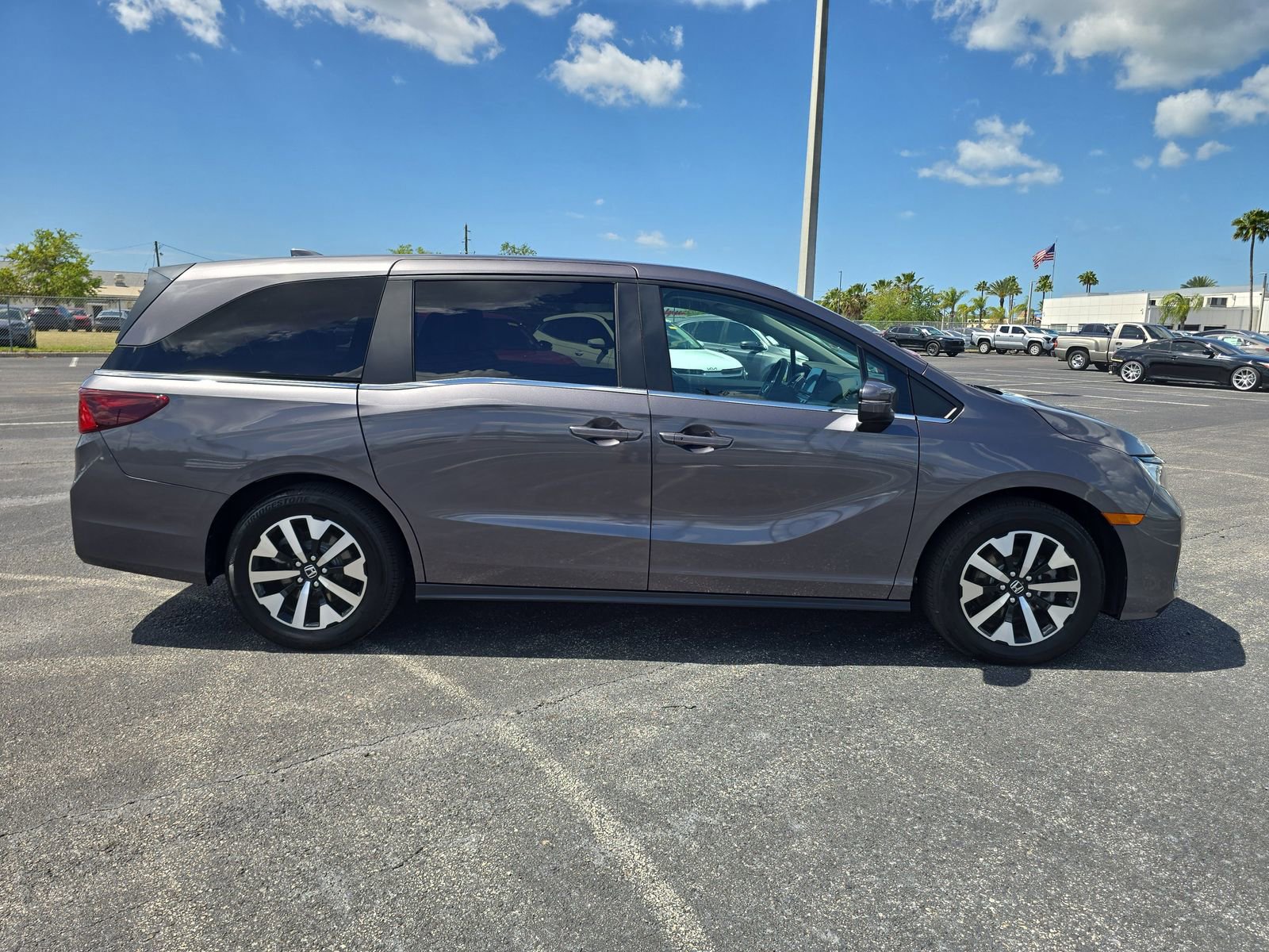 Certified 2026 Honda Odyssey EX-L image 3