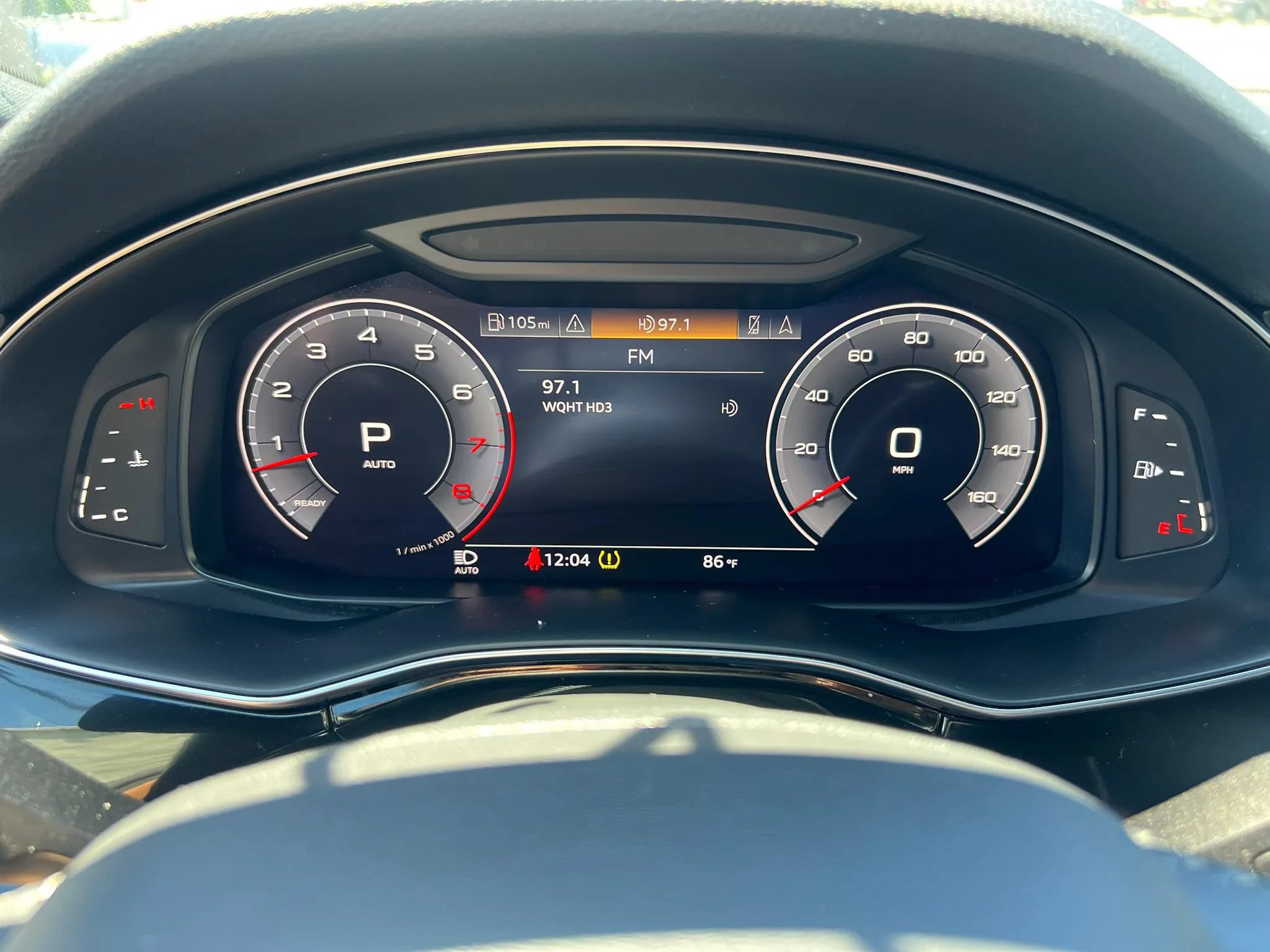 Used 2019 Audi Q8 Premium Plus AWD/4WD image 17