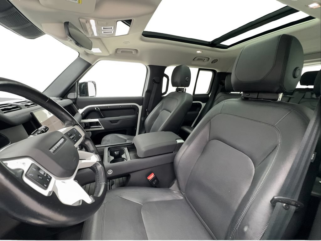 Used 2023 Land Rover Defender 130 SE AWD/4WD image 18