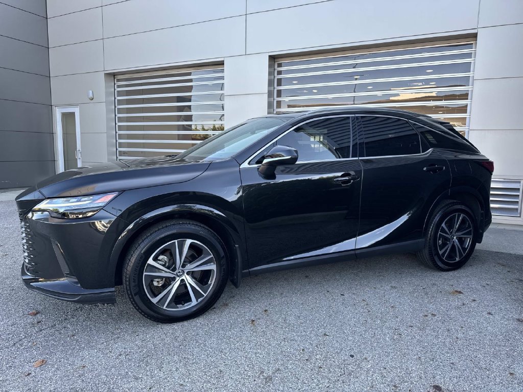Used 2023 Lexus RX 350 Premium w/ Cold Area Package FWD image 3