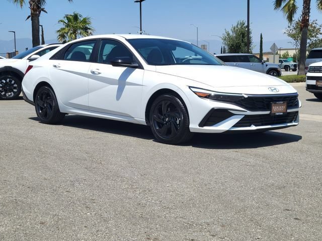 New 2026 Hyundai Elantra Sport FWD image 32