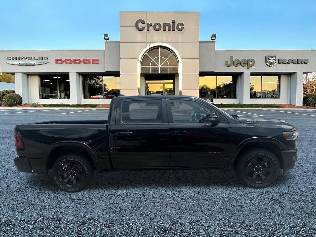 Used 2025 RAM 1500 Big Horn AWD/4WD image 2