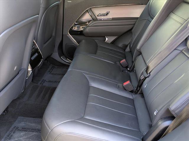 Certified 2025 Land Rover Range Rover Sport SE image 20