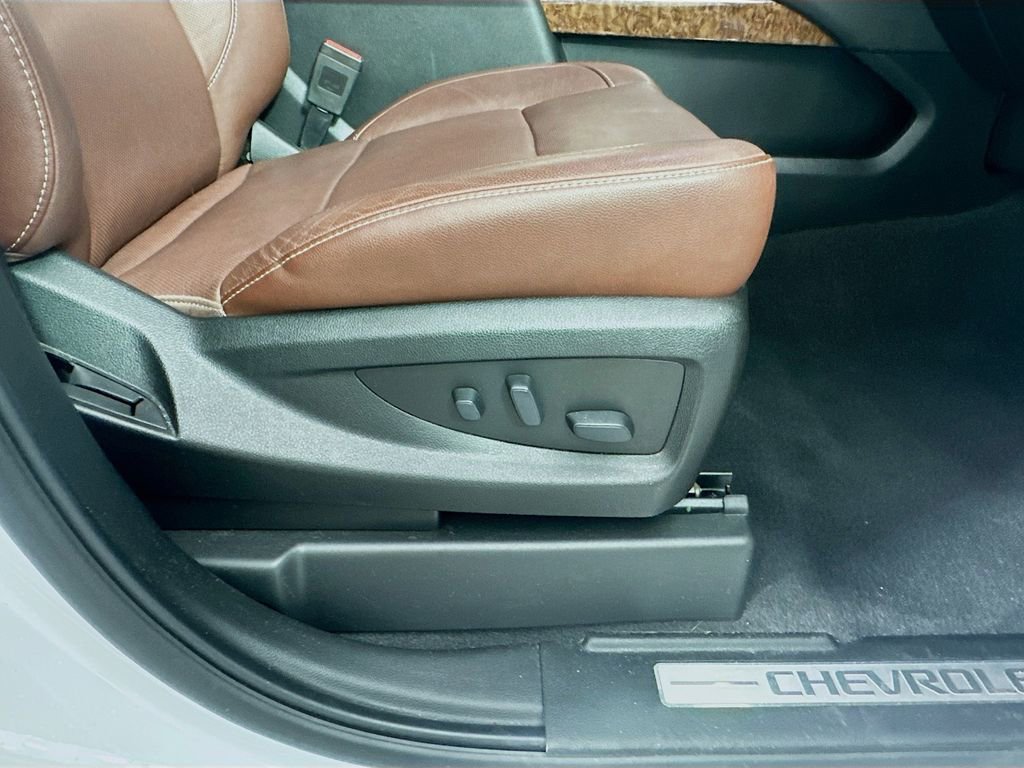 Used 2019 Chevrolet Tahoe Premier w/ Premier Plus Edition image 24