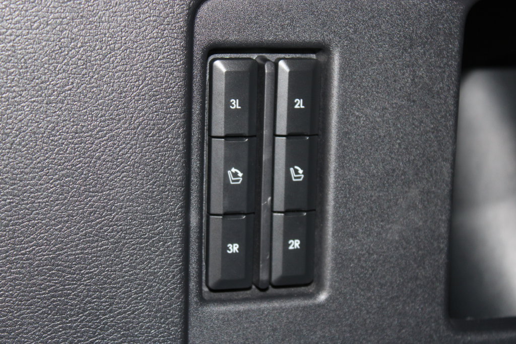 Used 2024 Lincoln Navigator L Reserve AWD/4WD image 11